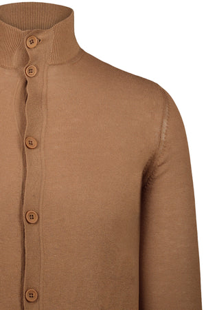 Pull avec boutons camel